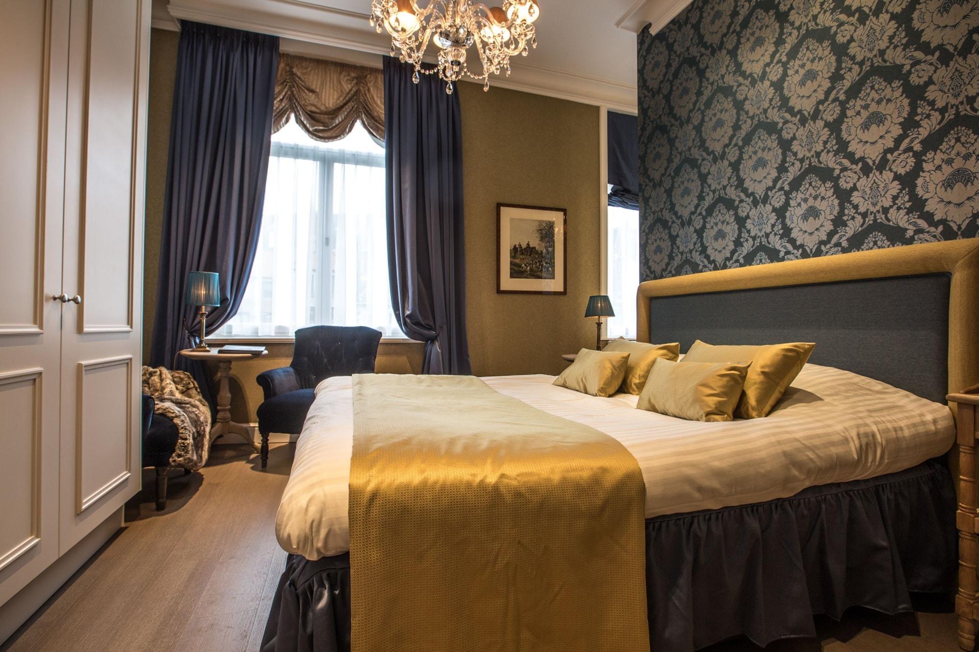 Hotel De Castillion - Small elegant family hotel Bruges Esterno foto